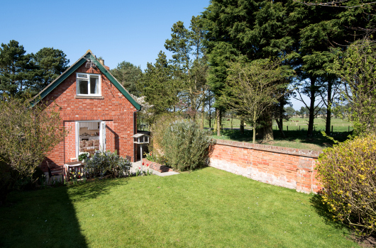 Outchester Ross Farm Cottages Northumberland Self Catering